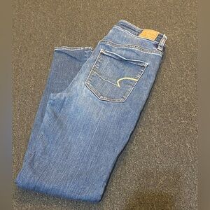 American Eagle Skinny Jeans Size 8 Regular | Lighter Wash | Next Level Stretch